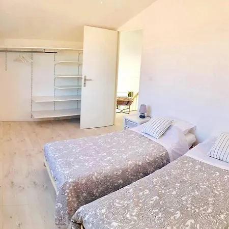 Maison De Plaisance * Gignac (Herault)